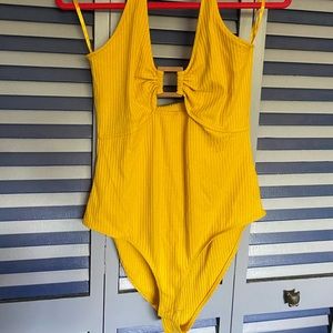 Sleeveless Halter Neck w/ Wooden Hardware Bodysuit